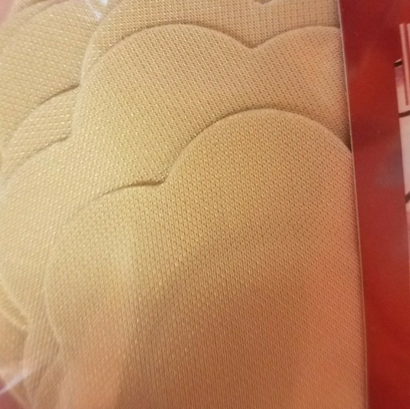 Braza Triple pack of 5 pr of disposable Petal Tops..NWT - Picture 2 of 4